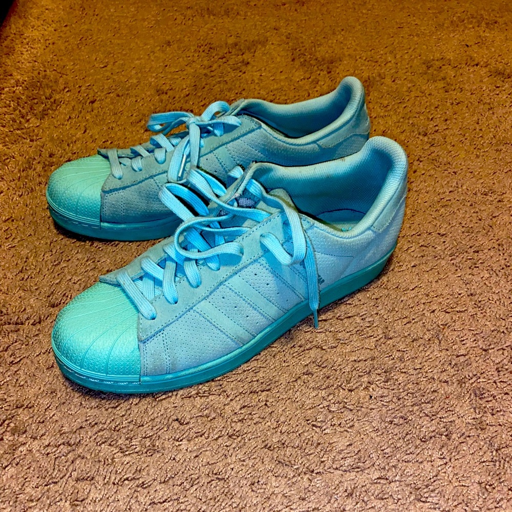 Adidas - Picture 1 of 1